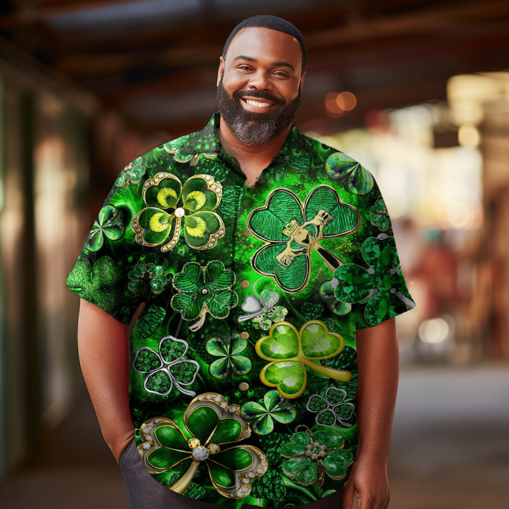 Four-Leaf Clover Saint Patrick’S Day Printed Men's  Plus Size Short Sleeve Shirt